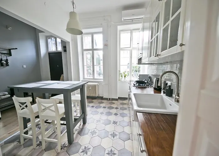 Dob Duplex شقة بودابست