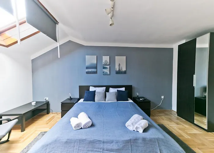 Dob Duplex شقة بودابست