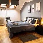 Dob Duplex Budapest